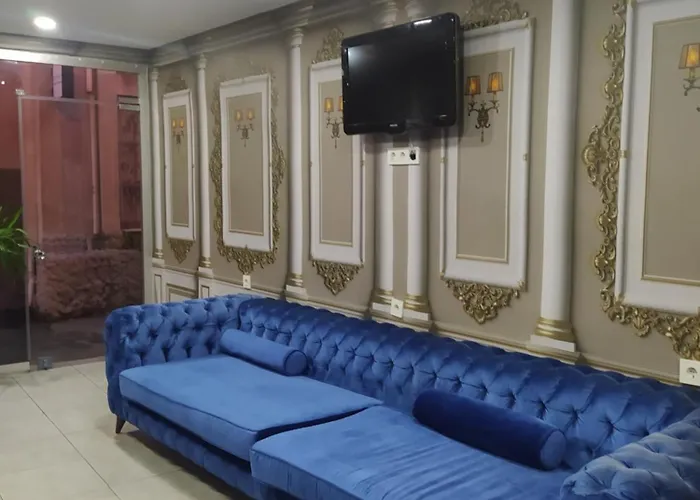 Navan Galata Hotel 2*