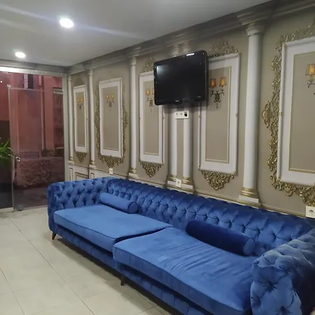 Navan Galata Otel 2*